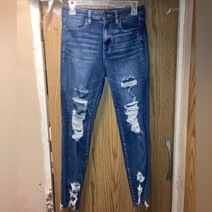 American Eagle super stretch ripped skinny jeans size 8